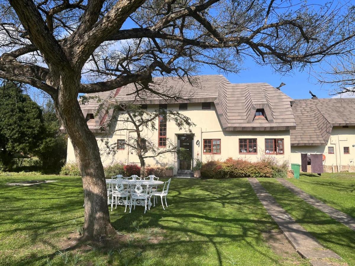 Monte Video-Deo Gloria Villa Champagne Valley Exterior photo