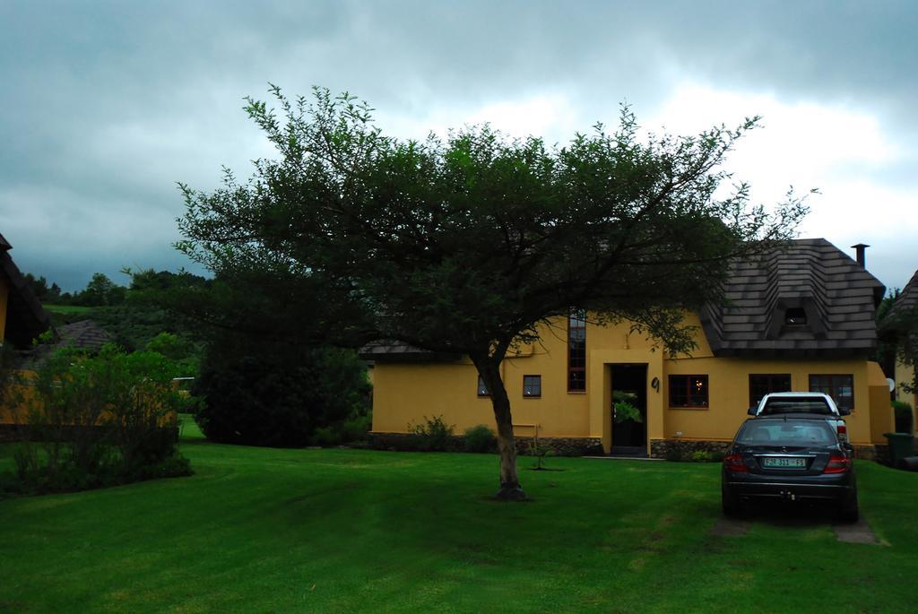 Monte Video-Deo Gloria Villa Champagne Valley Exterior photo